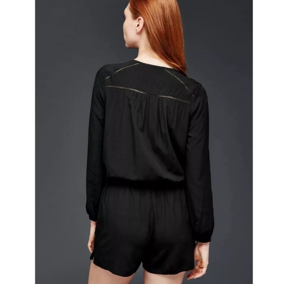 GAP Black Long Sleeve Button Down Romper with Ladder Lace Trim SIZE MEDIUM - Picture 2 of 9